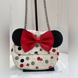 Loungefly Minnie Mouse crossbody